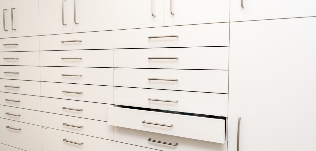 img-featured-cabinet-care